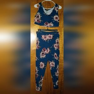 Women's Minette Boutique 2-Piece Set Floral Top & Leggings Large